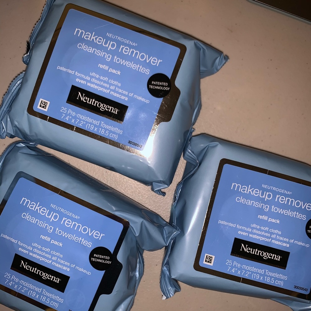 Neutrogena Makeup Wipes